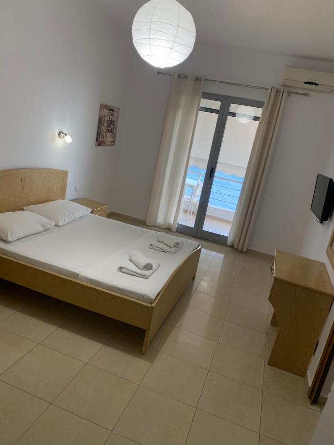 Blue Sea Apartments Qeparo Exterior photo