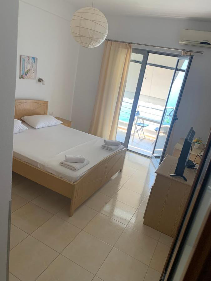Blue Sea Apartments Qeparo Exterior photo
