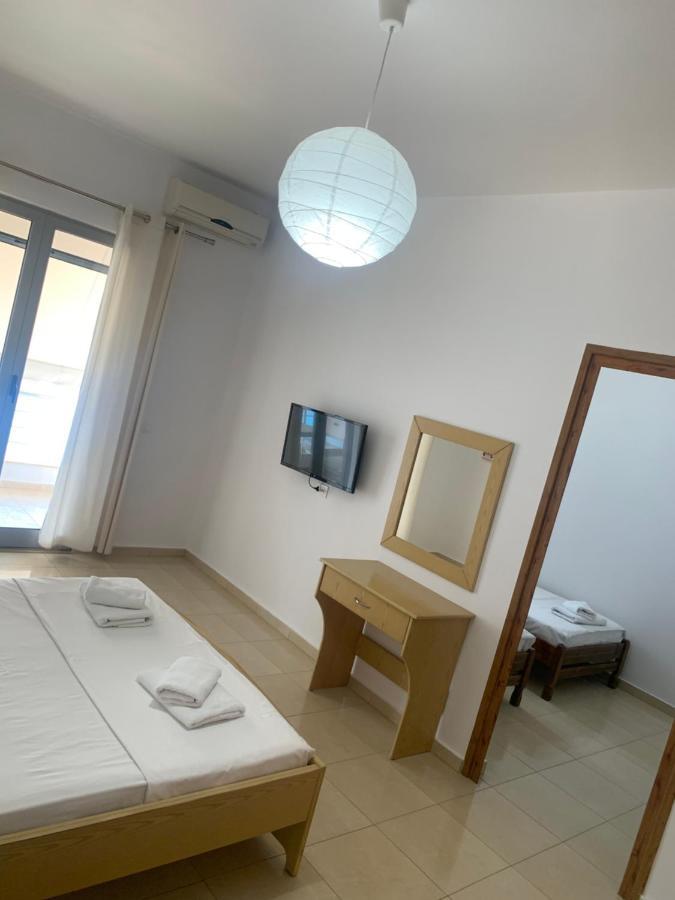 Blue Sea Apartments Qeparo Exterior photo