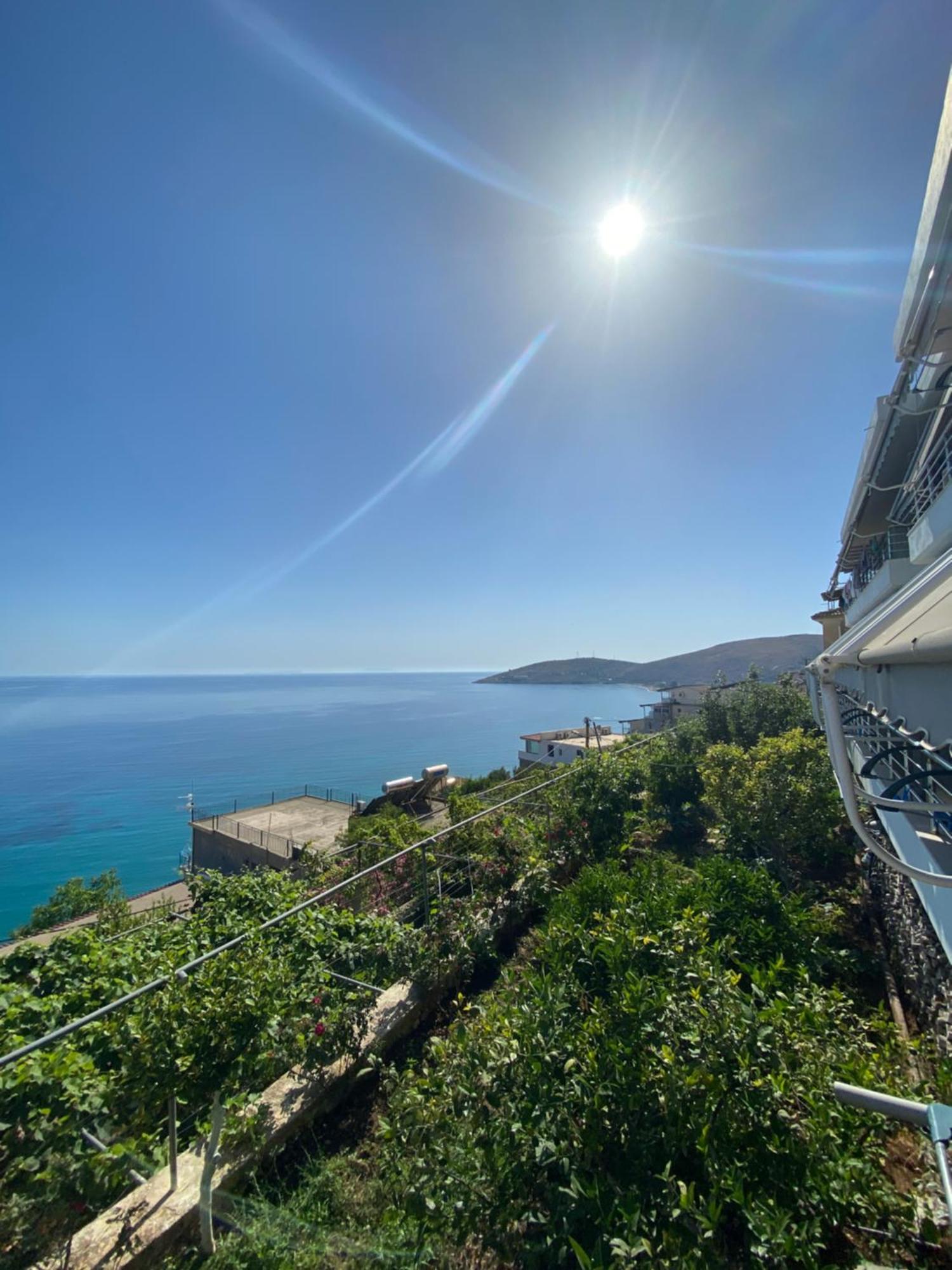 Blue Sea Apartments Qeparo Exterior photo